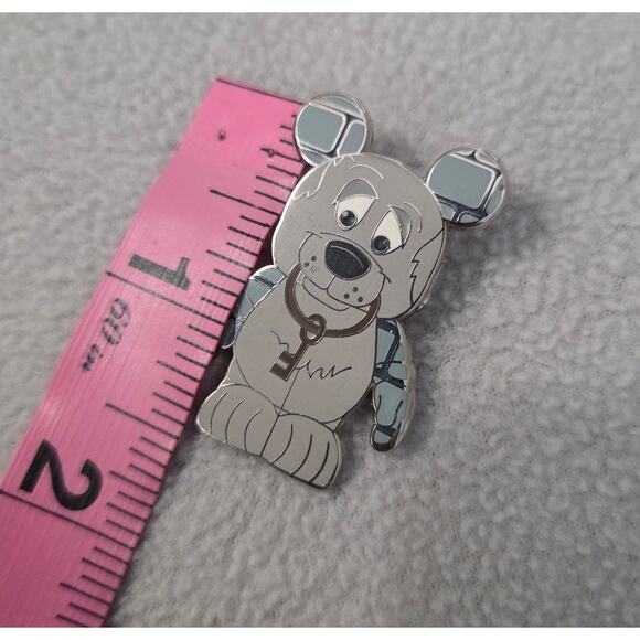Disney Vinylmation Mystery PIN Park #4 Dog Keys Pirates Carribbean - Picture 4 of 4